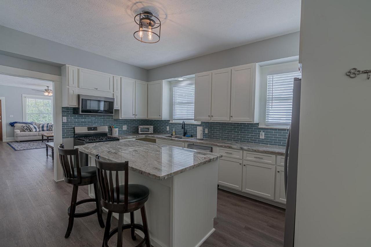 Uptown Cottage Newly Updated Home Near The Strand Galveston Harbor And Utmb Exterior foto